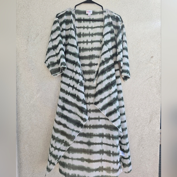 LuLaRoe Jackets & Blazers - LuLaRoe Green and White Cardigan